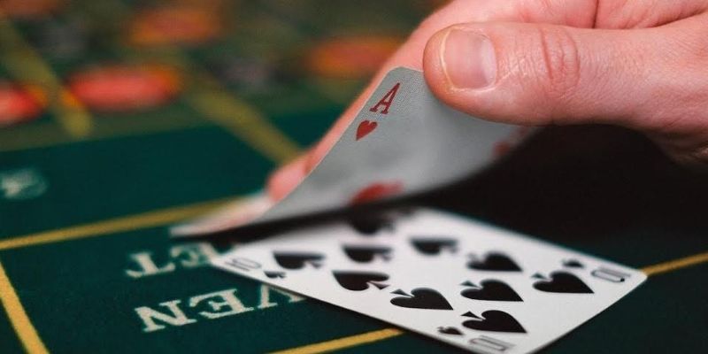 Hướng dẫn chi tiết cách chơi blackjack online